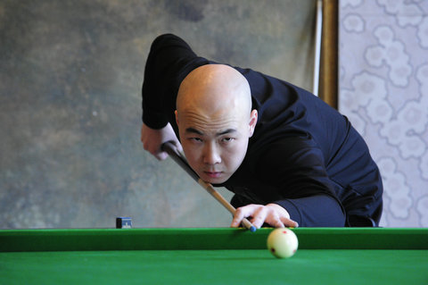 火箭休赛期操作联盟最强？斯通低调回应 狂赞乌度卡带队能力强