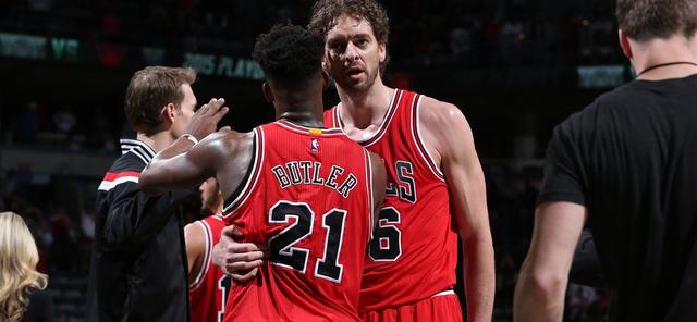 国足vs巴林首发名单：王钰栋&谢文能联袂出击 塞鸟&杨泽翔先发出战