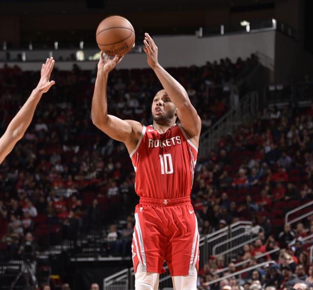 数据帝：华子轰44+5+7三分一成就历史第二 悍将9中9创一项队史纪录